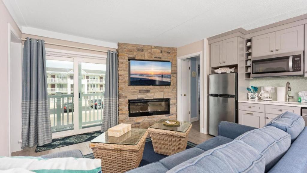 Beachcomber Resort Avalon Extérieur photo