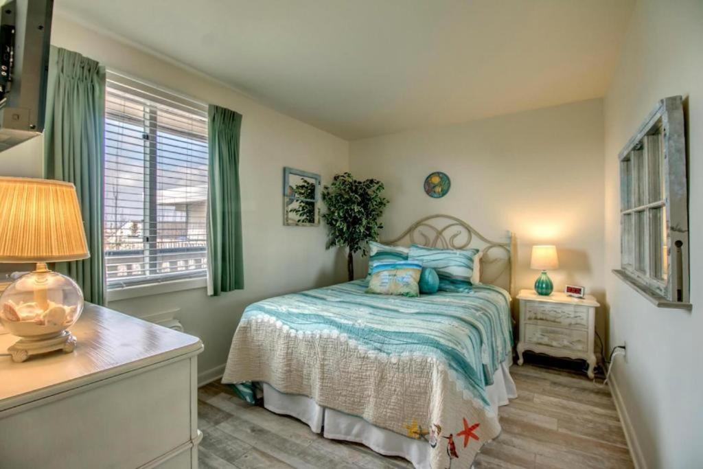 Beachcomber Resort Avalon Extérieur photo
