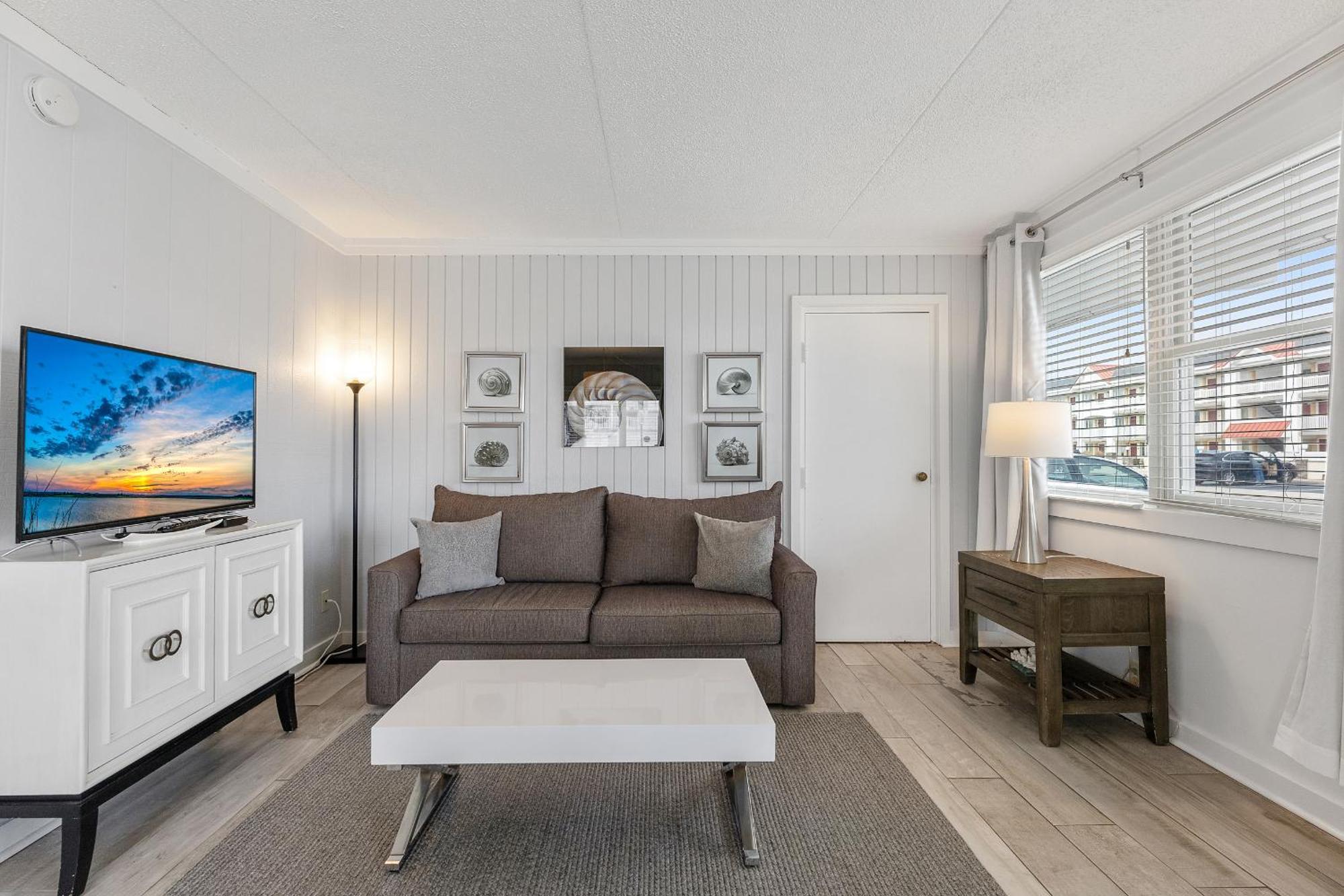 Beachcomber Resort Avalon Extérieur photo